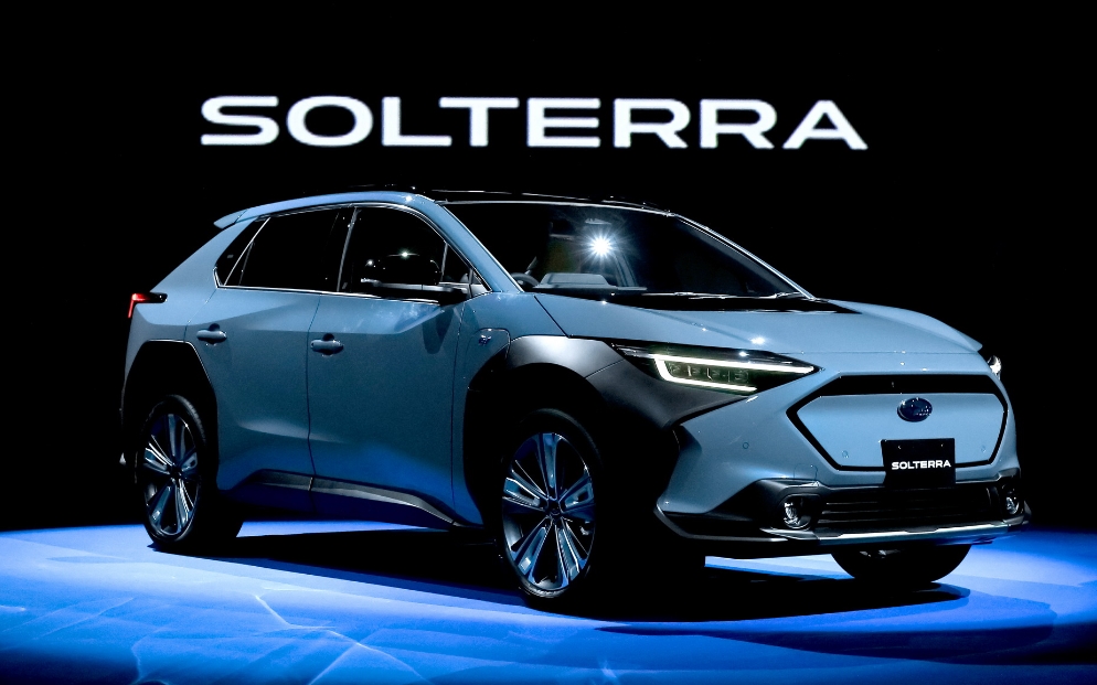 2024 Subaru Solterra Premium Exterior